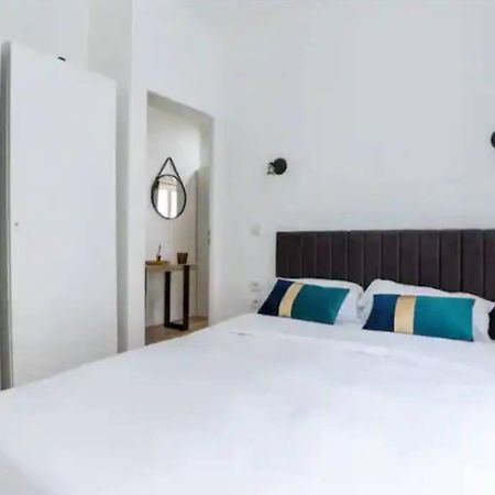 Roses Appartement Proche Sacree-Coeur/Montmarte Paris Dış mekan fotoğraf
